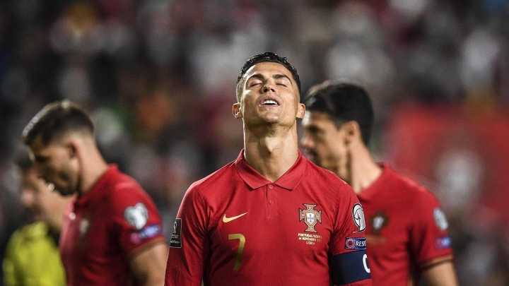 Read more about the article Tin đồn- Ronaldo có thể phải dự bị ở đội tuyên Bồ Đào Nha